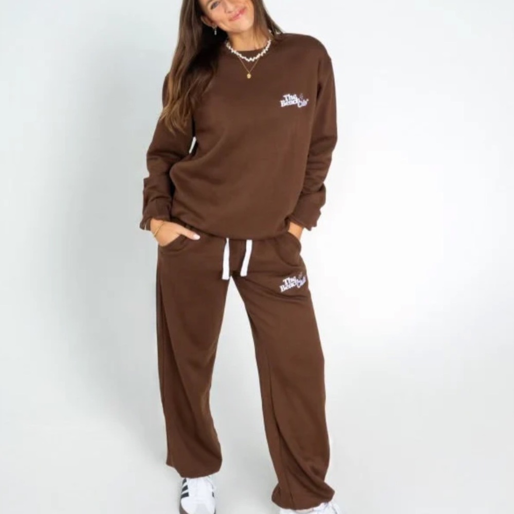 Beach Club Brown Sweat Set